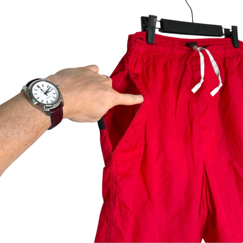 Vintage Nike nylon shorts - Picture 2 of 5